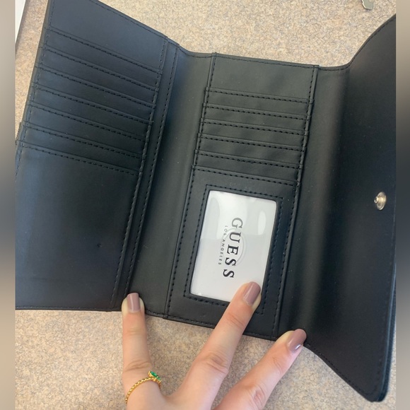 GUESS Black Wallet BRAND NEW - Picture 5 of 9